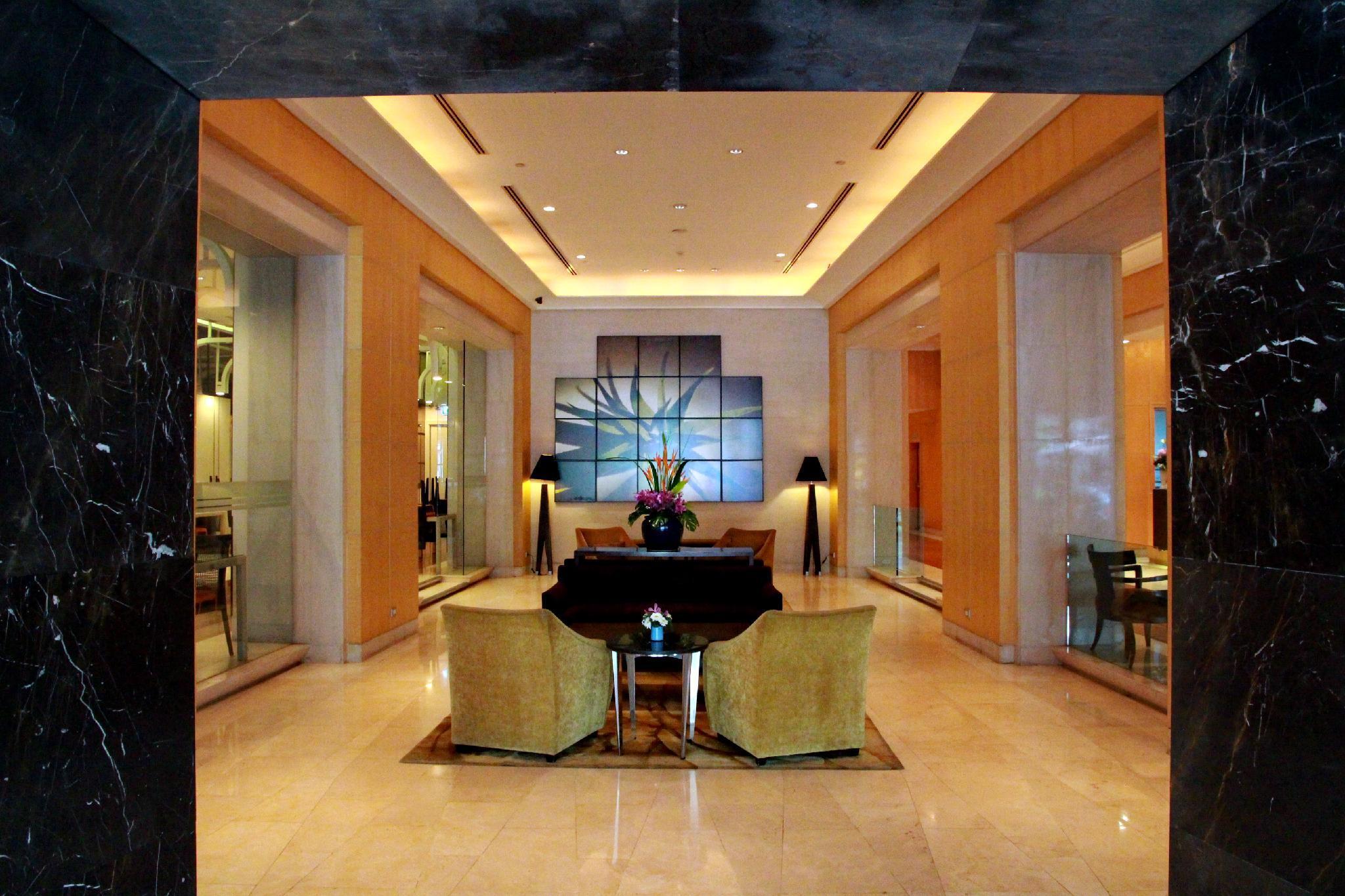 The Duchess Hotel - Sha Plus Bangkok Bagian luar foto